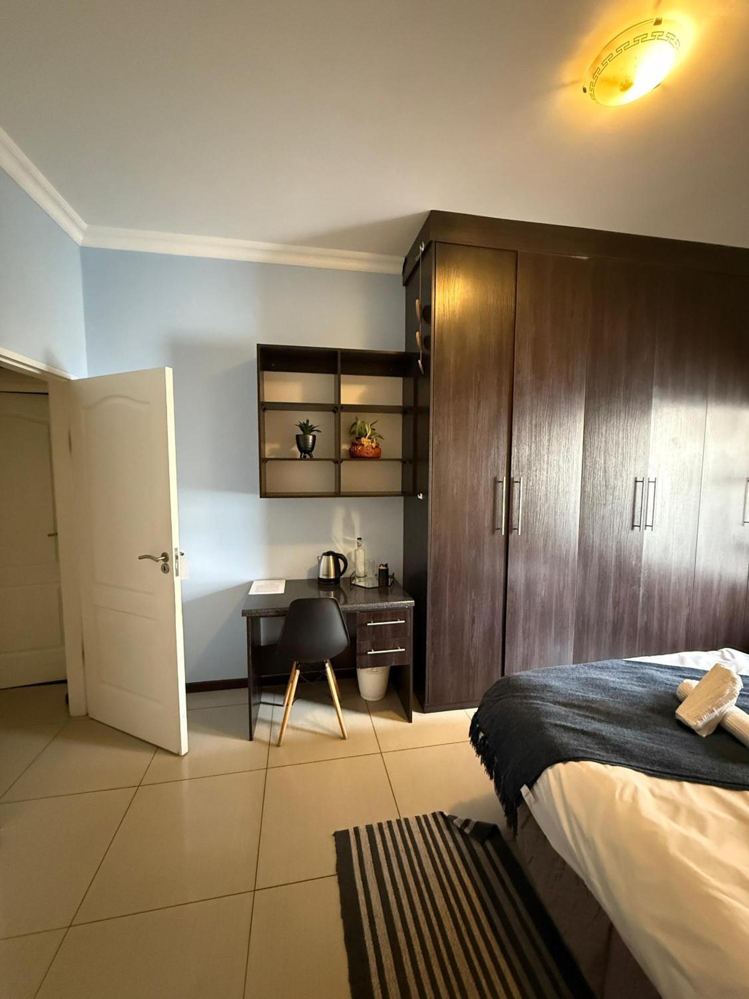 Cora'S Boutique Bed & Breakfast Swakopmund Exterior photo